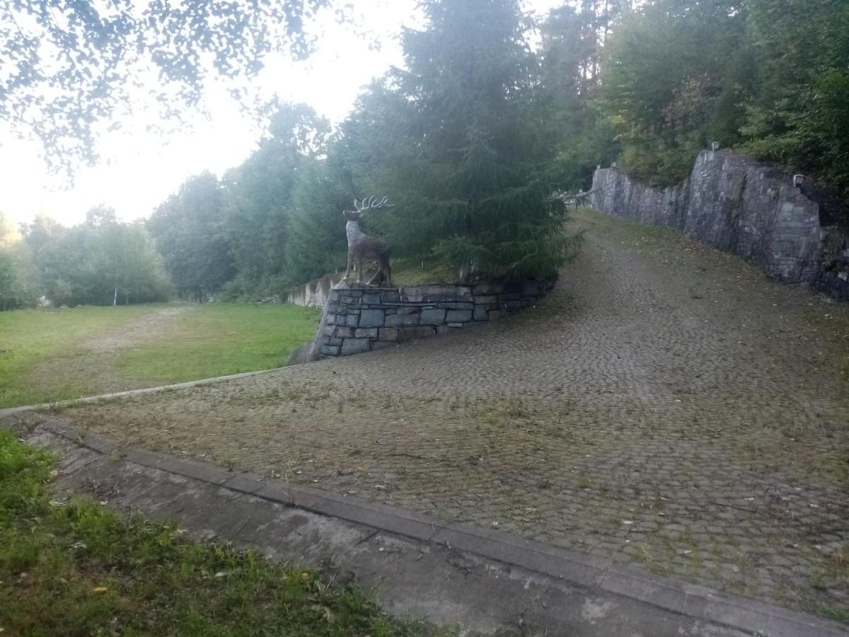 Садиба Федорчуків За Рікою 셰쇼리 외부 사진