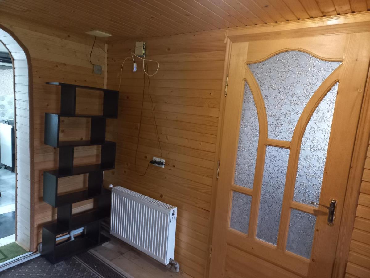 Садиба Федорчуків За Рікою 셰쇼리 외부 사진